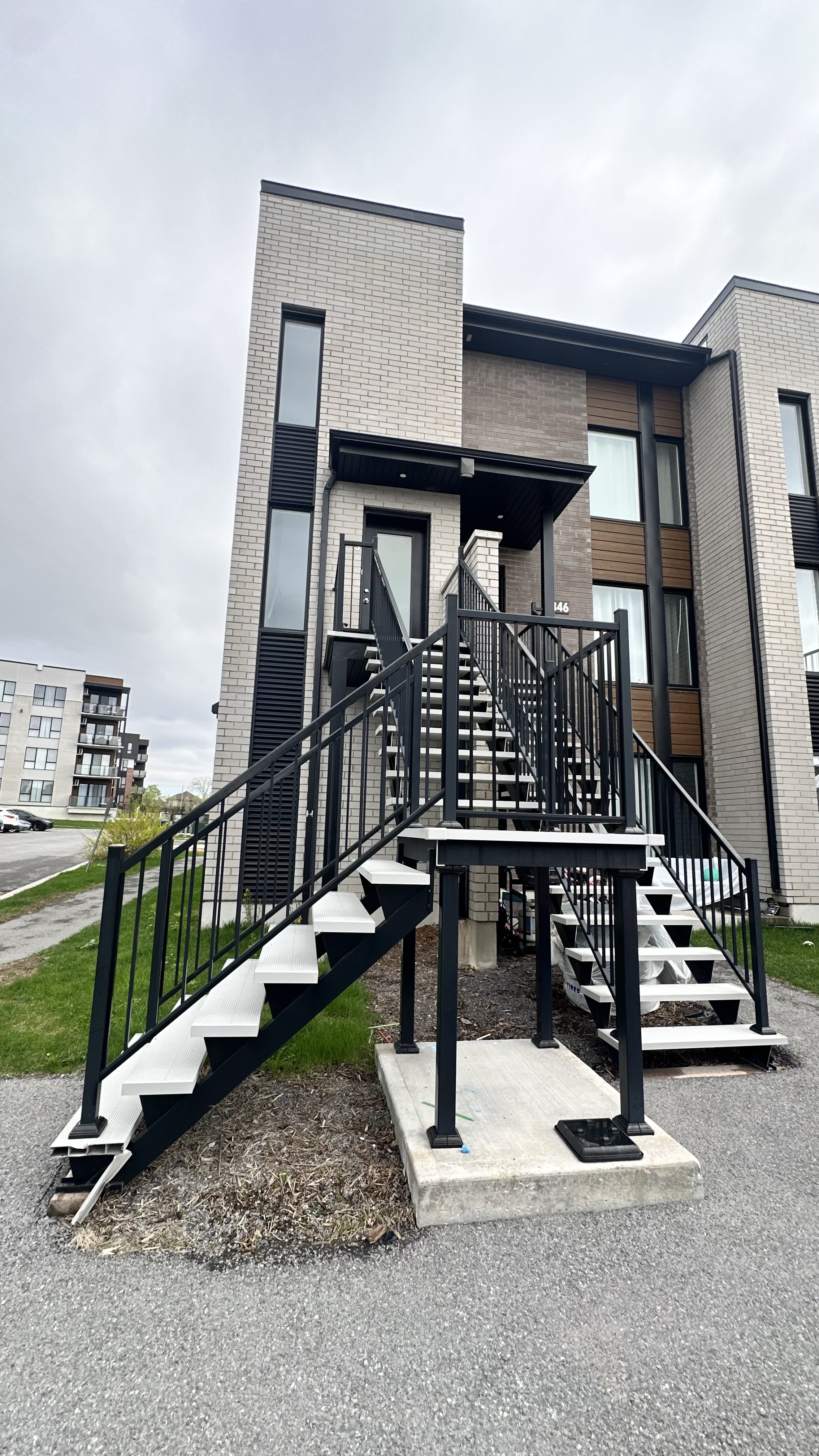 3-346 Av. de l'Hippodrome, Gatineau, QC J9H 0L5 — photo 1